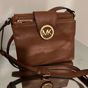 Micheal Kors Crossbody